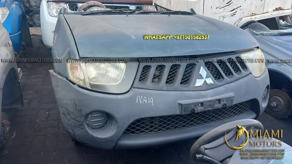 Mitsubishi L200-4D56  used half cut